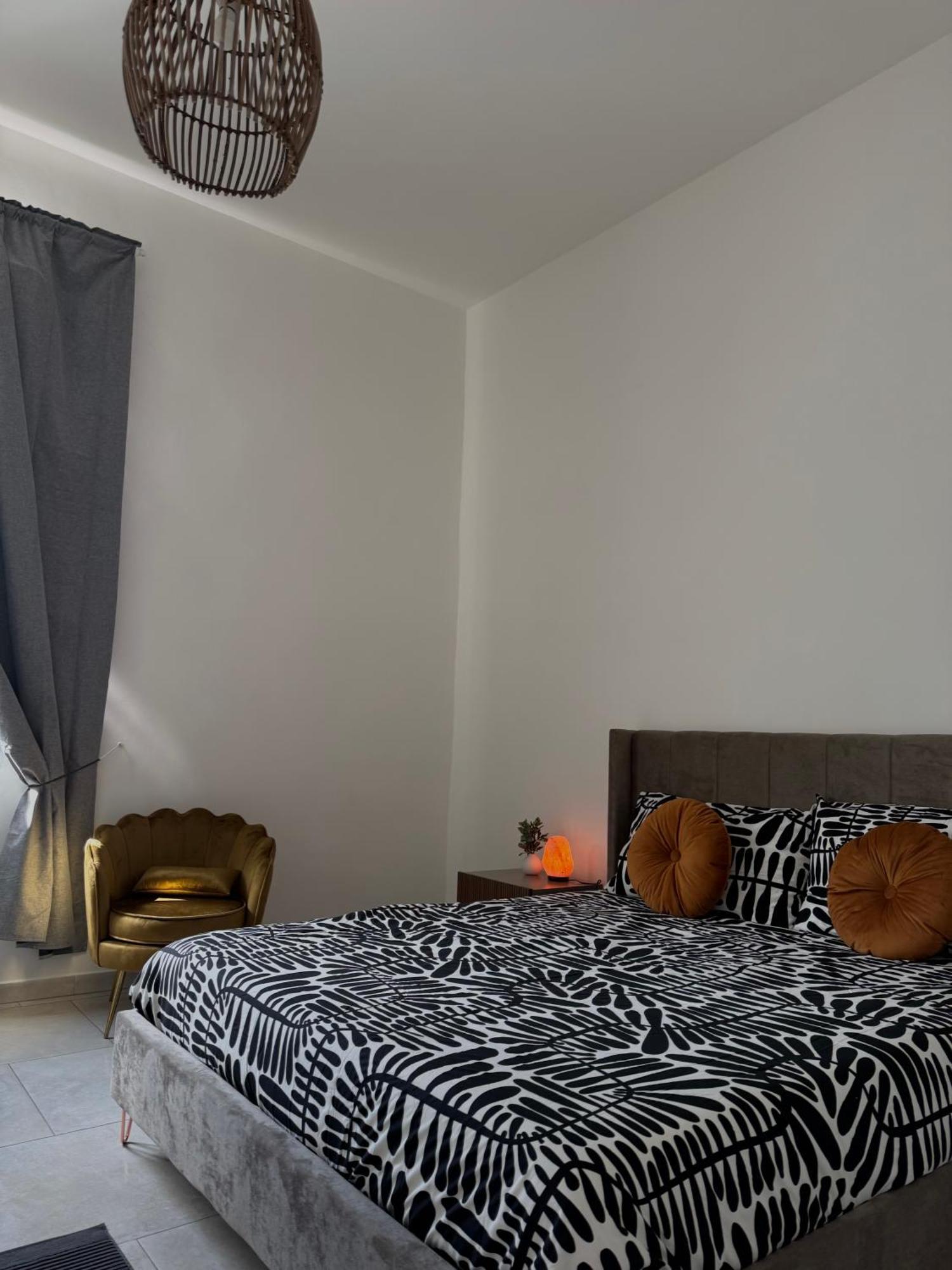 L&S Rooms Монополи Экстерьер фото