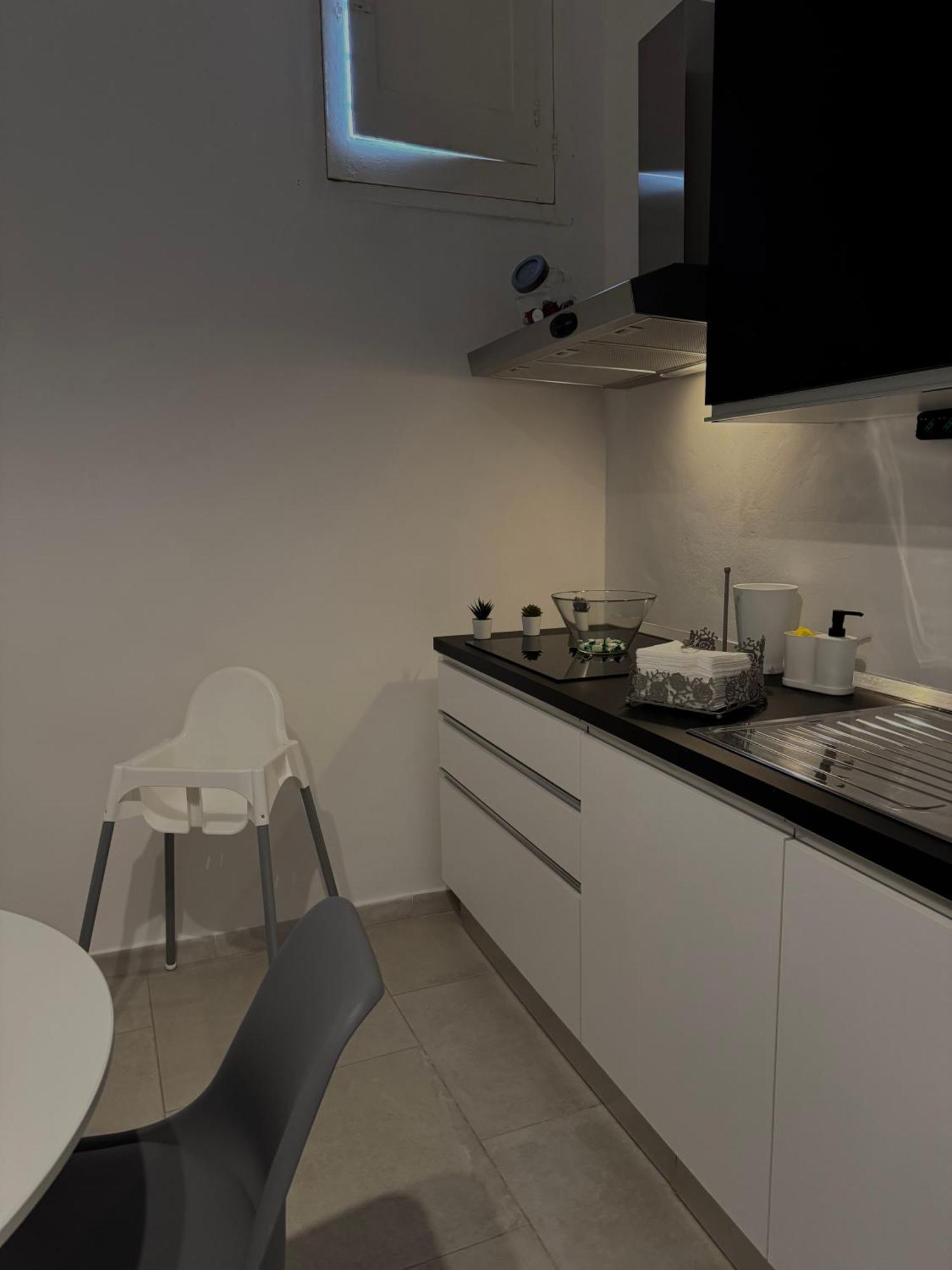 L&S Rooms Монополи Экстерьер фото